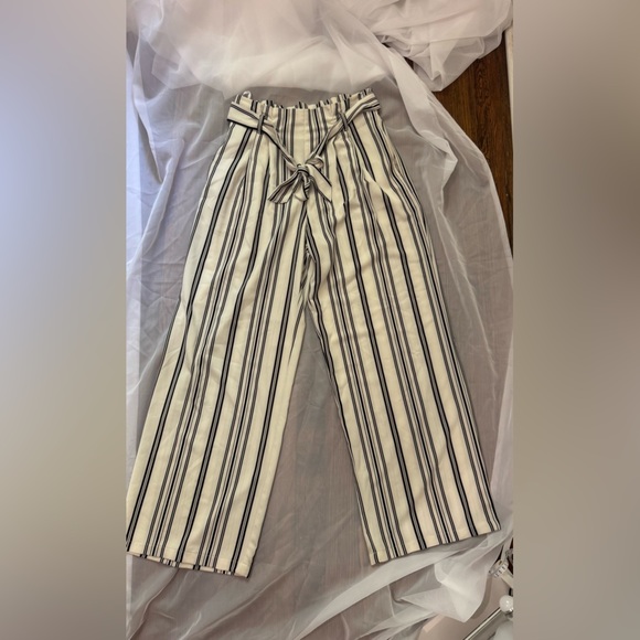 Primark Monochrome Tie-Waist Pants - Picture 4 of 4